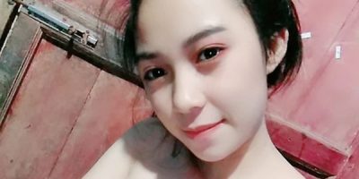 รูปโป๊ทางบ้าน สาววัยรุ่นถ่ายรูปโป๊ที่บ้านแก้เงี่ยน รอให้เอาควยมาเย็ดหี ดูรูปหีสวย ๆ ฟรี